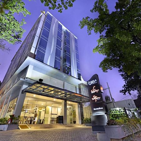 Serela Cihampelas By Kagum Hotels Bandung Buitenkant foto