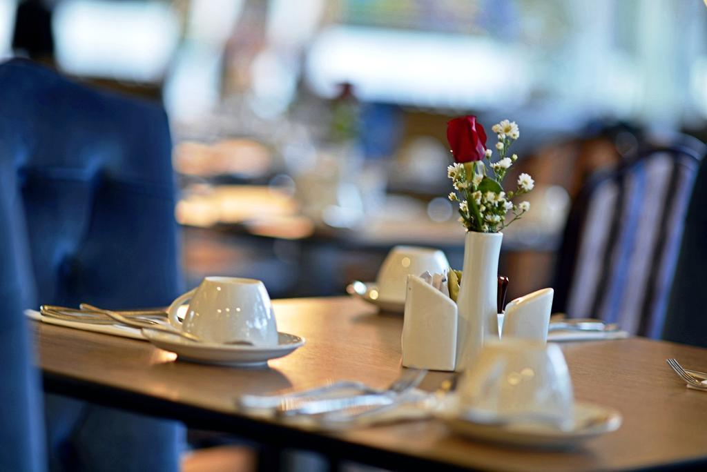 Serela Cihampelas By Kagum Hotels Bandung Buitenkant foto