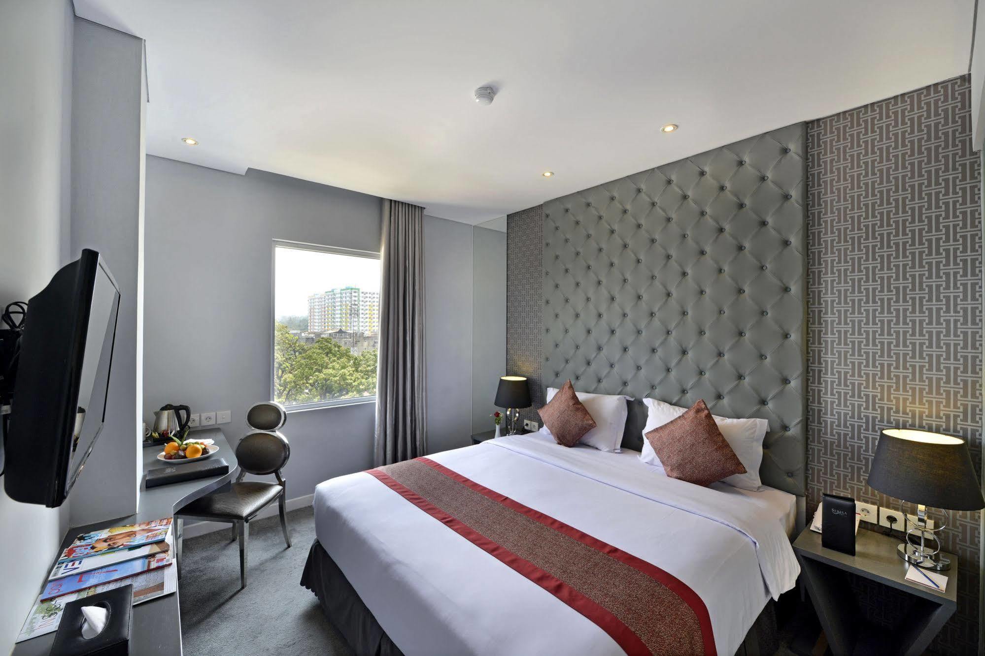 Serela Cihampelas By Kagum Hotels Bandung Buitenkant foto